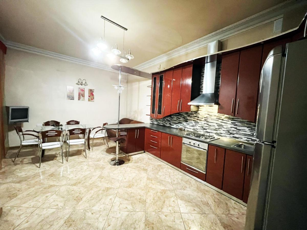 Amigo Guest House Erywań Zewnętrze zdjęcie