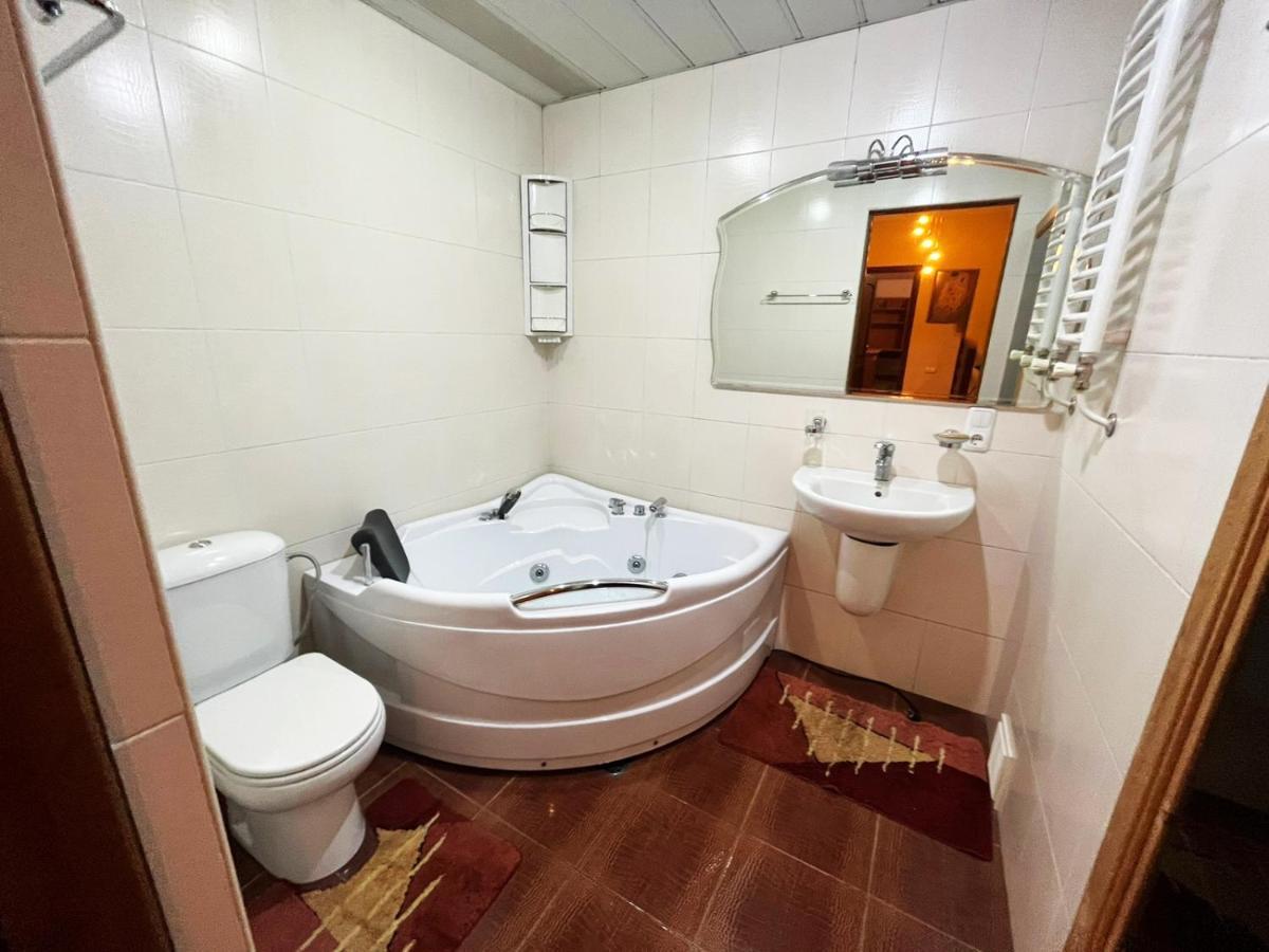 Amigo Guest House Erywań Zewnętrze zdjęcie