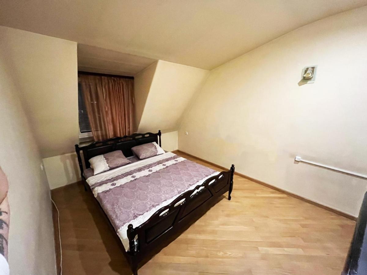 Amigo Guest House Erywań Zewnętrze zdjęcie