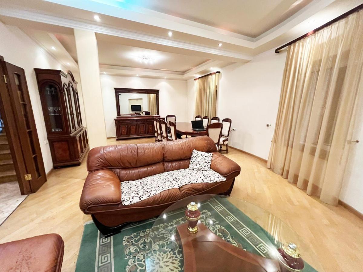 Amigo Guest House Erywań Zewnętrze zdjęcie